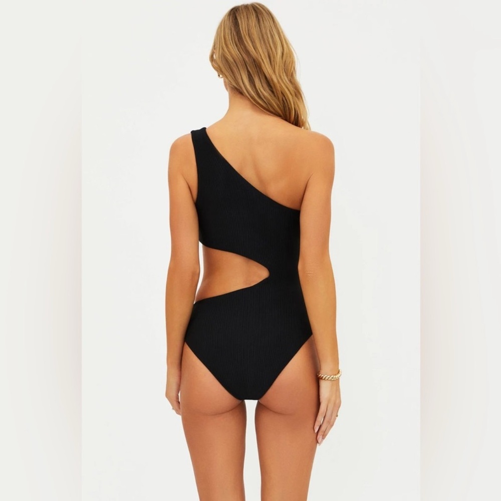 Beach Riot Celine Black One-Shoulder Swimsuit